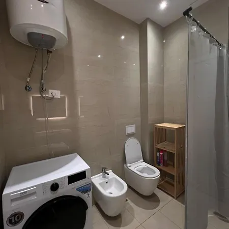 Xhm Apartament *