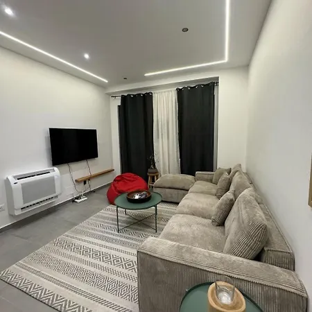 Apartament Xhm